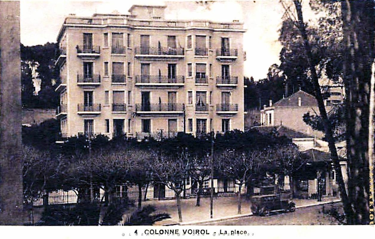 Alger - Colonne Voirol - Place .jpg